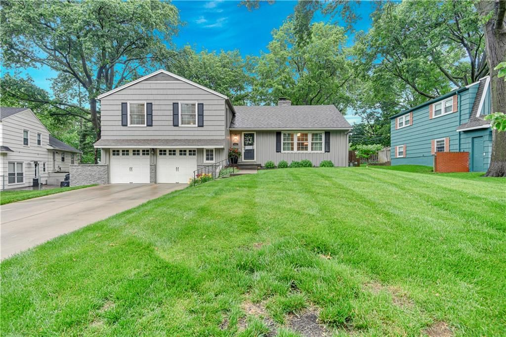 6016 W 85th Street, Overland Park, KS