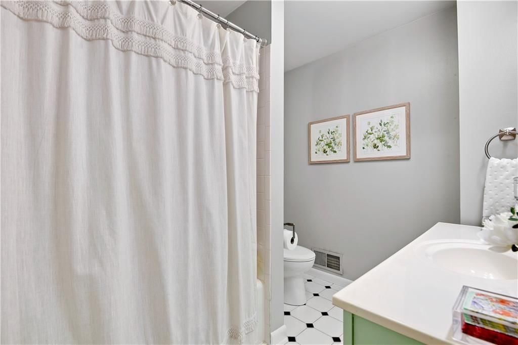 6016 W 85th Street — photo 20