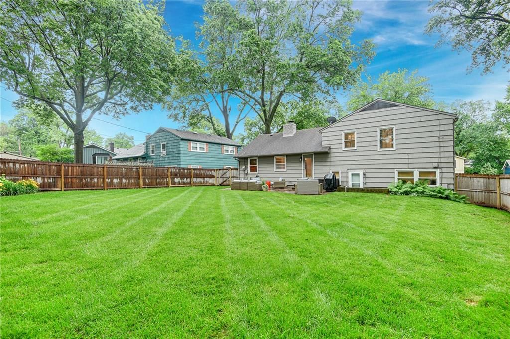 6016 W 85th Street — photo 35