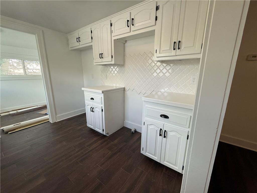 410 E Elm Street — photo 15