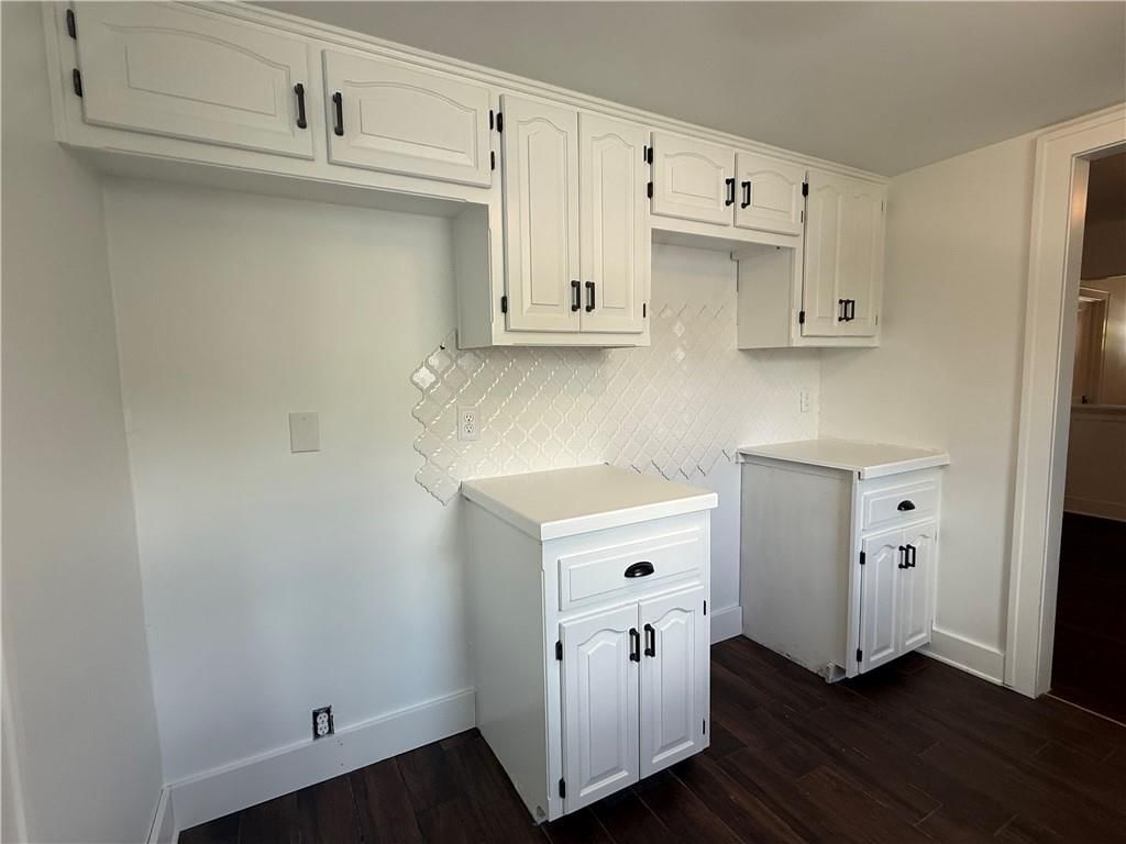410 E Elm Street — photo 20