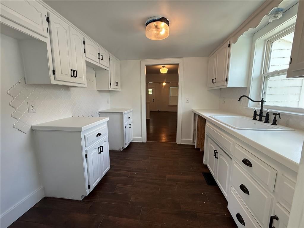 410 E Elm Street — photo 22