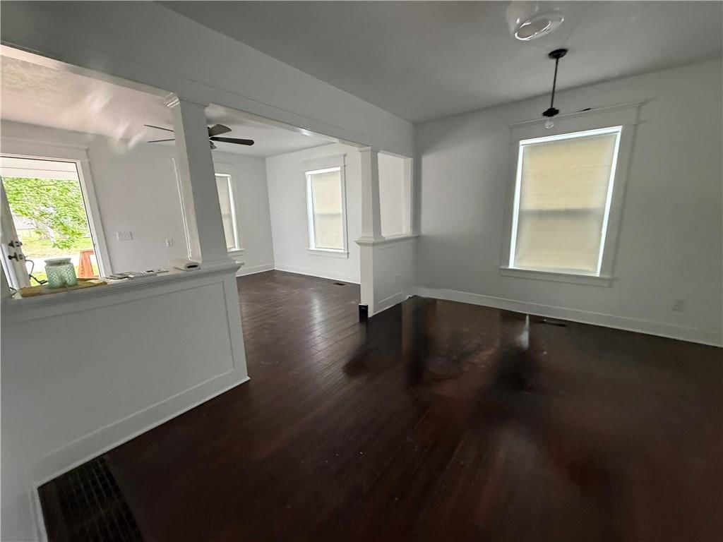 410 E Elm Street — photo 4