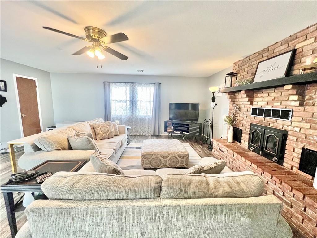 2107 N 10th Street — photo 9