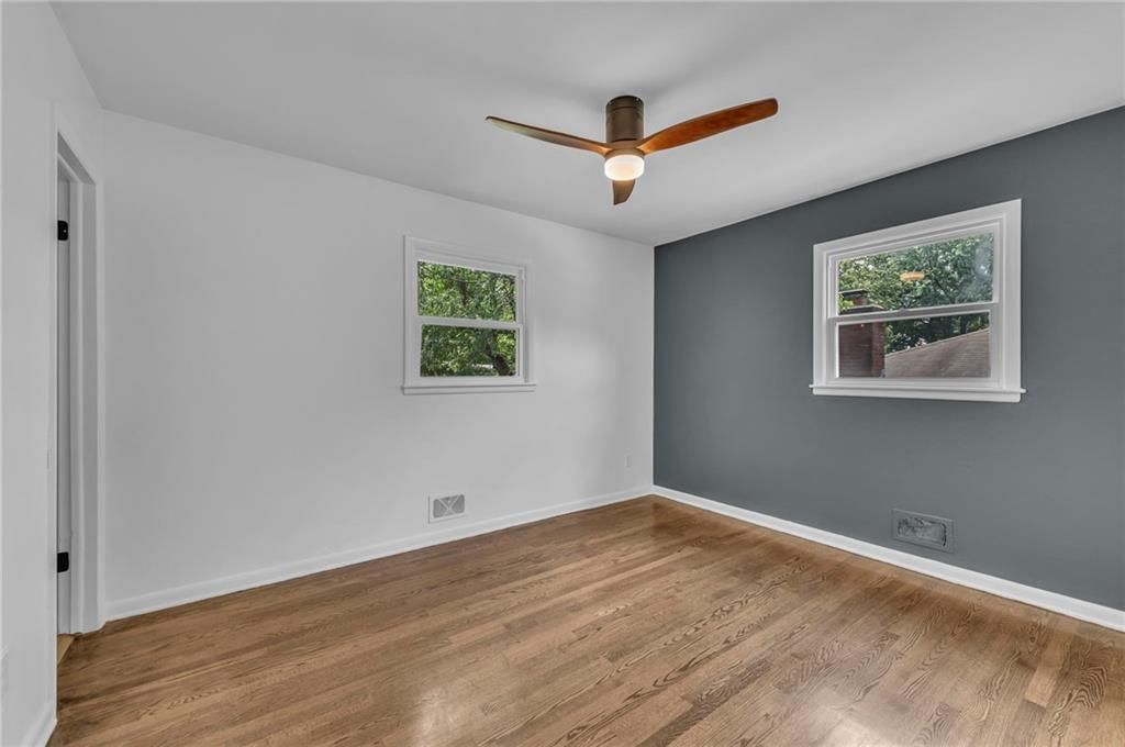 5005 S Grand Avenue — photo 14