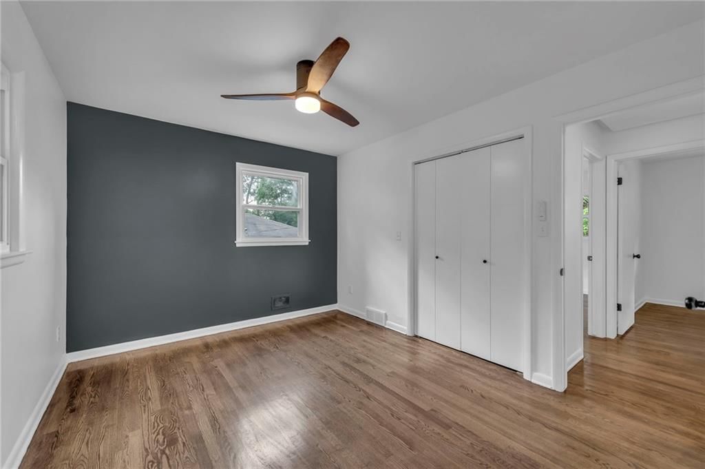 5005 S Grand Avenue — photo 15