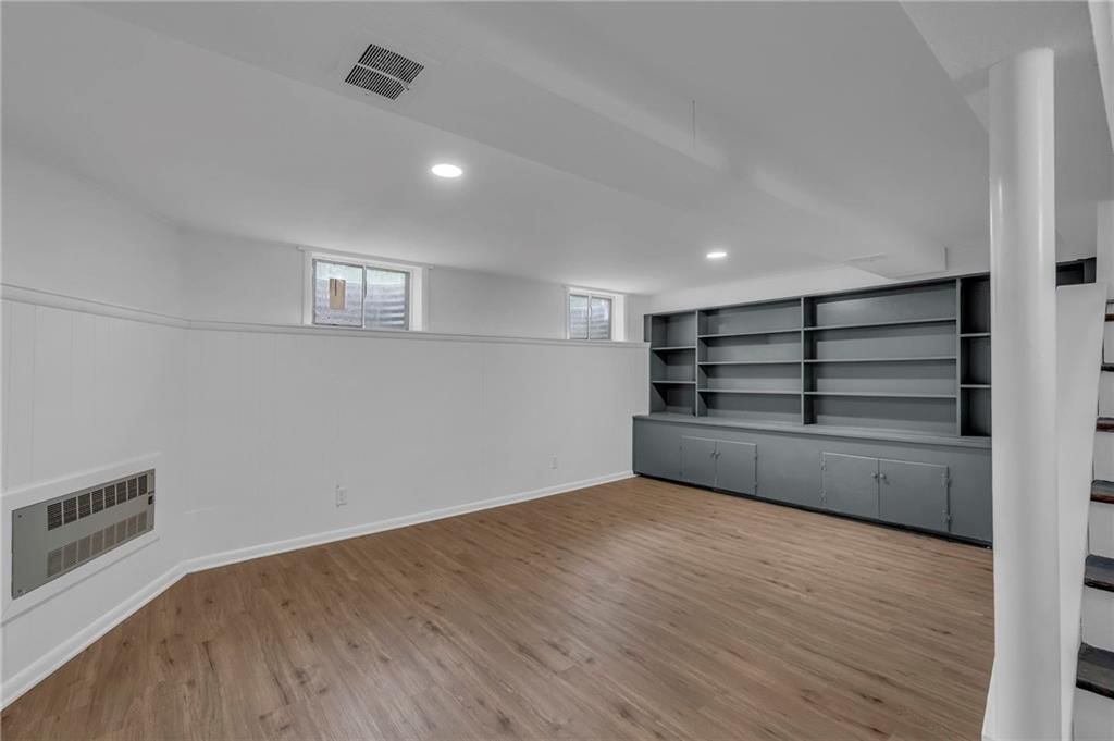 5005 S Grand Avenue — photo 33