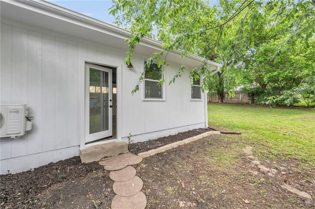 5005 S Grand Avenue — photo 45