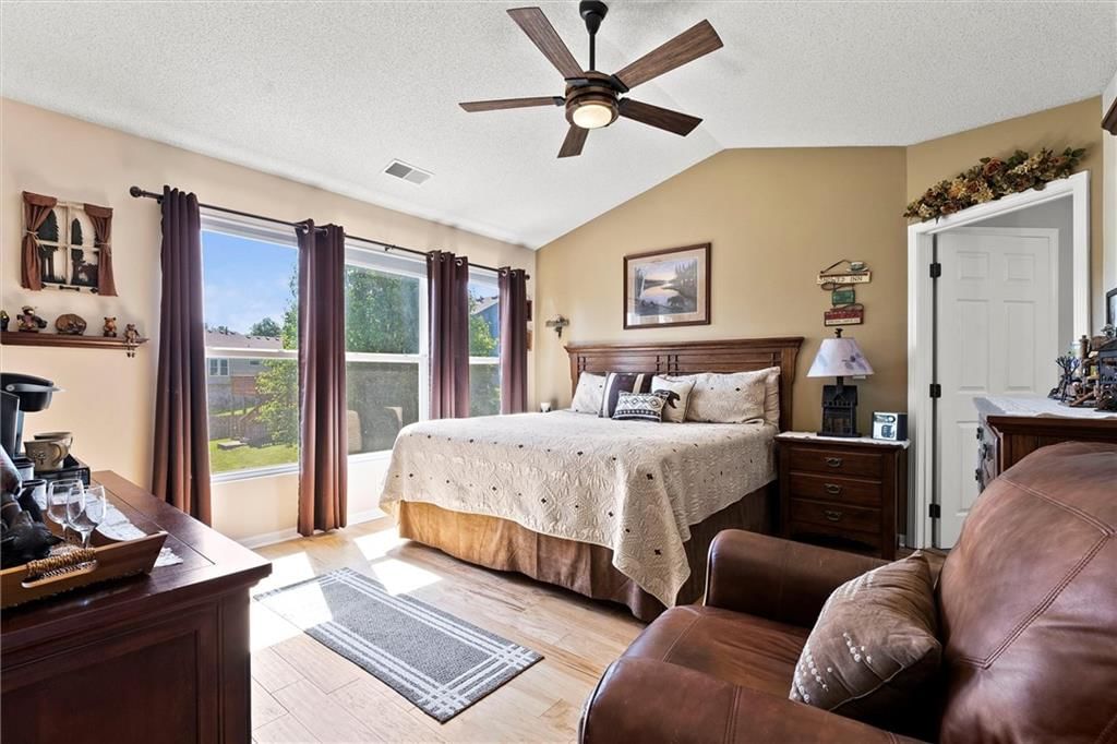 470 S Indian Wells Drive — photo 15
