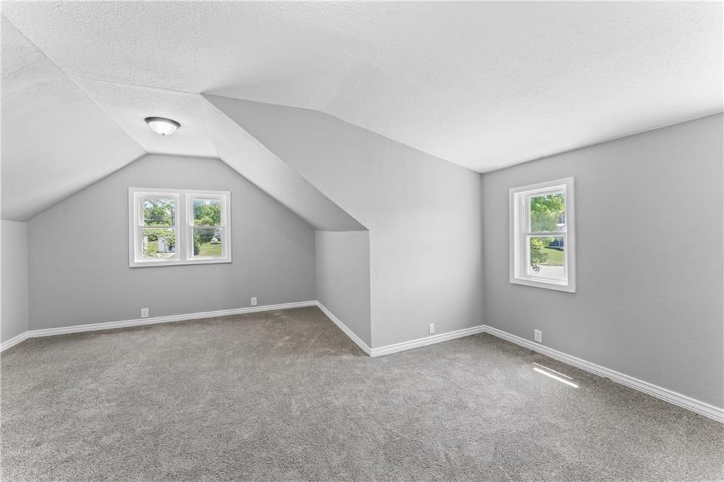 602 S Polk Street — photo 23