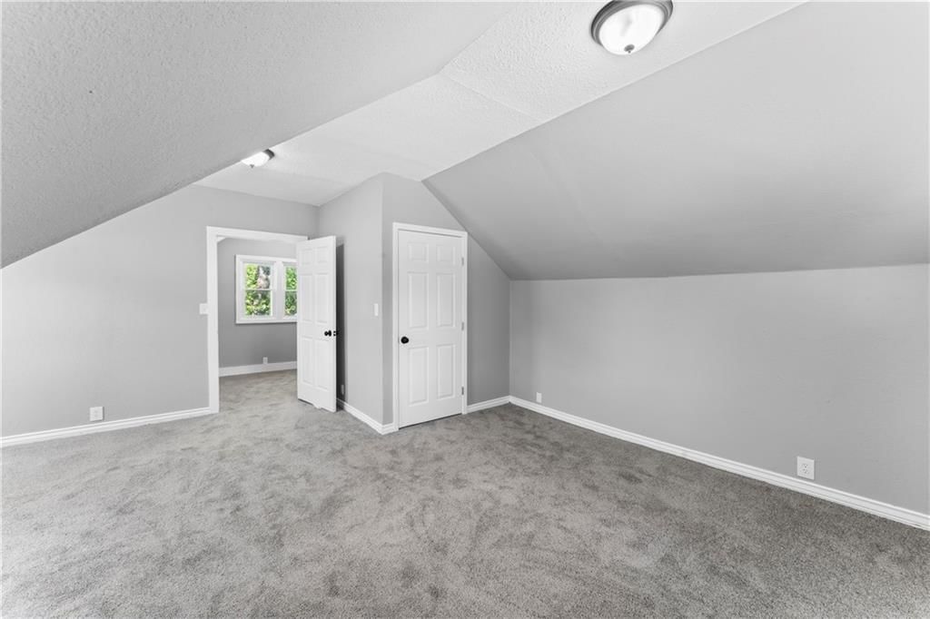 602 S Polk Street — photo 25