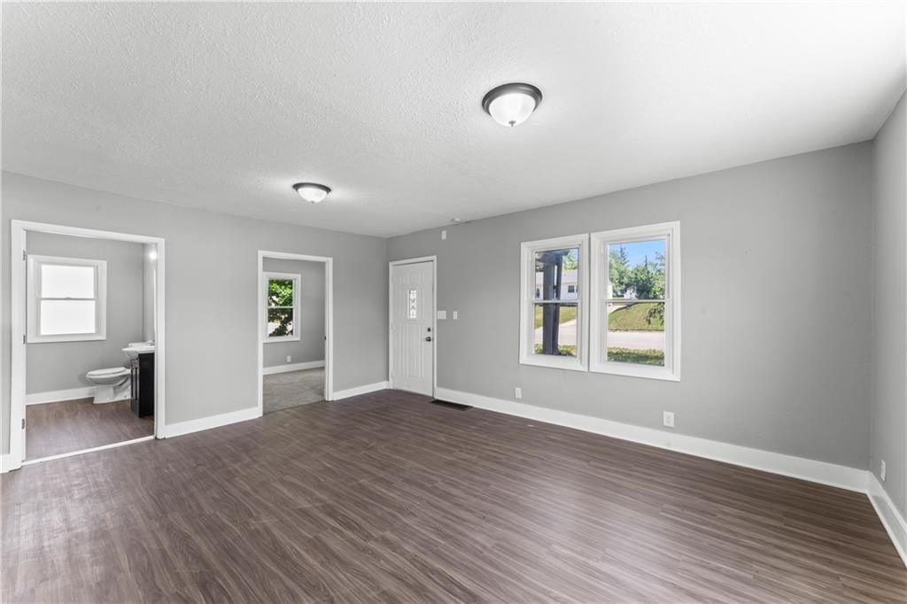 602 S Polk Street — photo 7