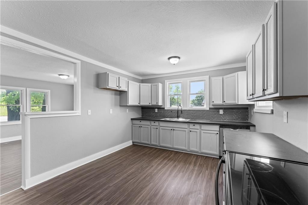 602 S Polk Street — photo 10