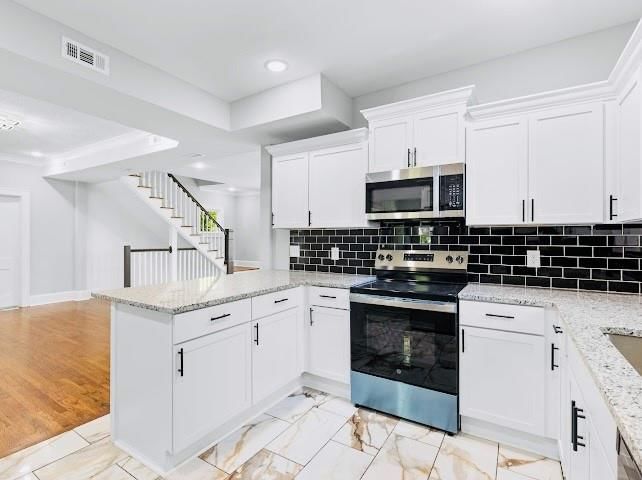 6626 Sewell Avenue — photo 15