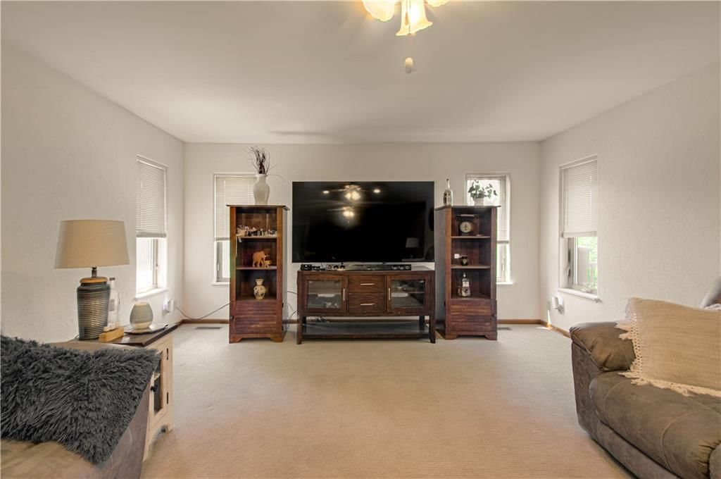 5497 NW U Highway — photo 4