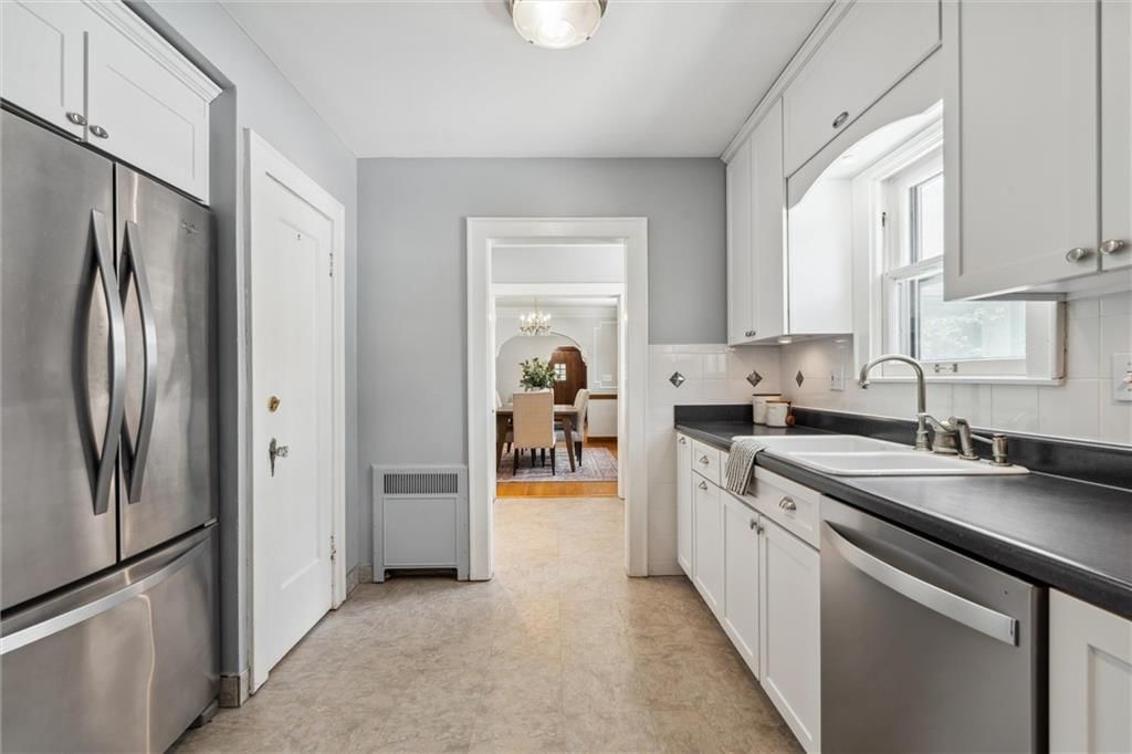 6661 Locust Street — photo 17