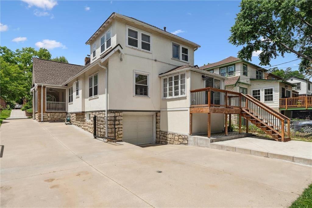 6661 Locust Street — photo 30