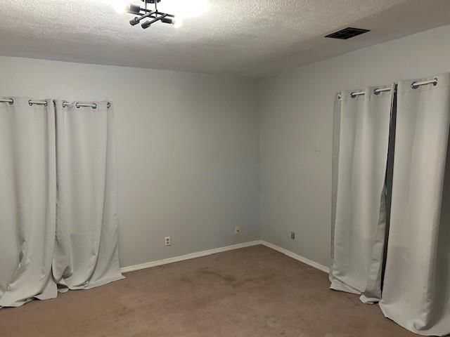 1820 Felix Avenue — photo 6