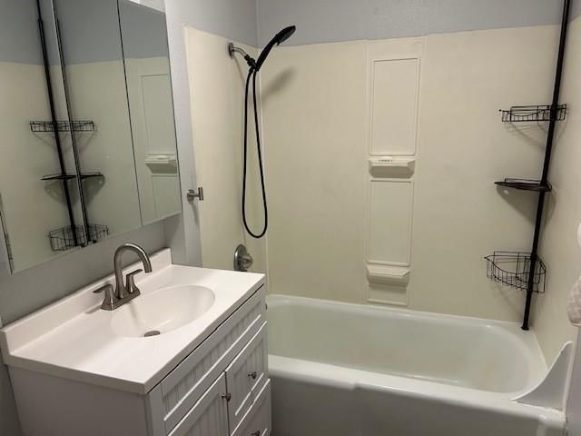 1820 Felix Avenue — photo 10