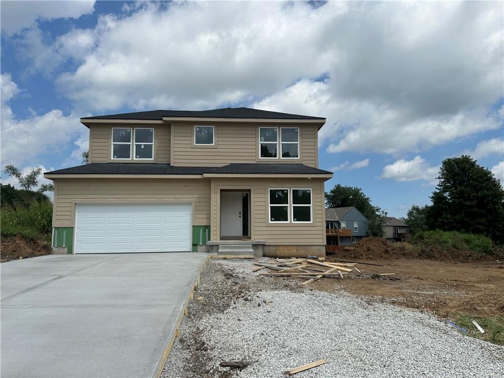 19550 W 208th Street, Spring Hill, KS