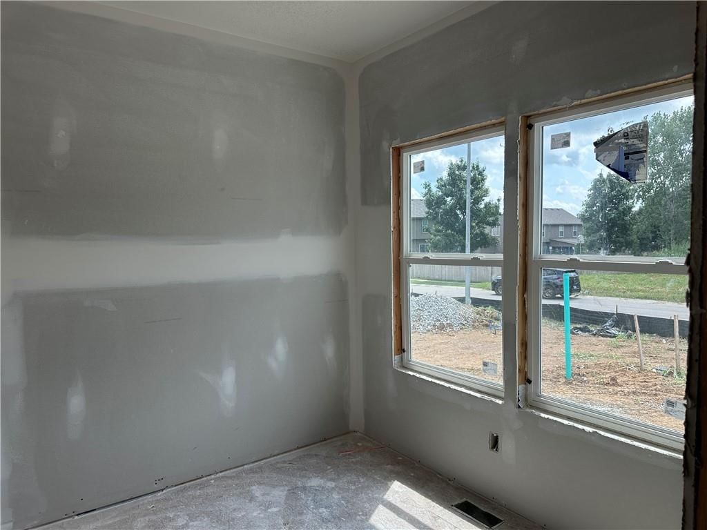 19550 W 208th Street — photo 8