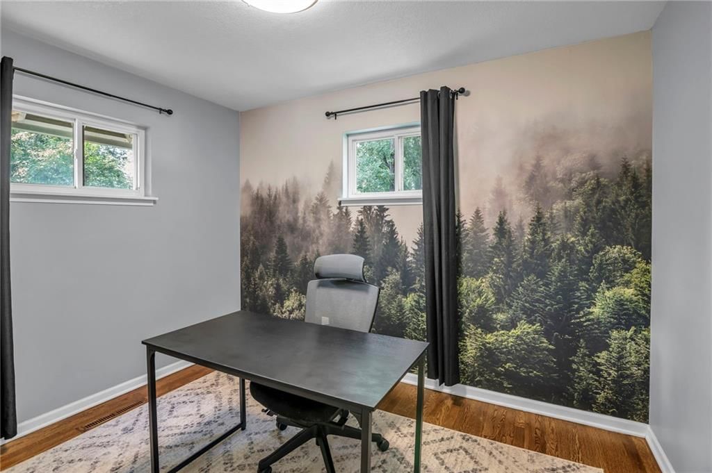 8005 W 91st Street — photo 11
