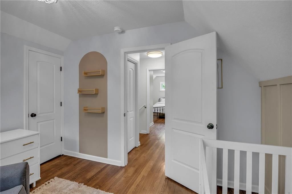 8005 W 91st Street — photo 18