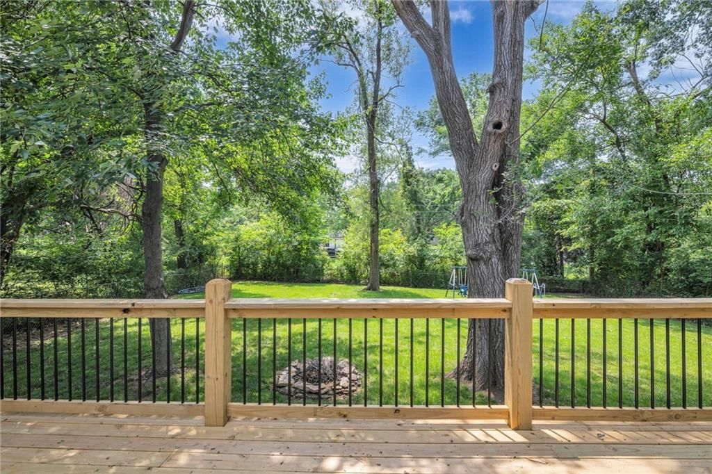8005 W 91st Street — photo 26