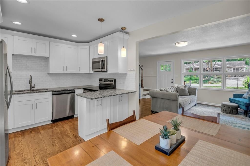8005 W 91st Street — photo 7