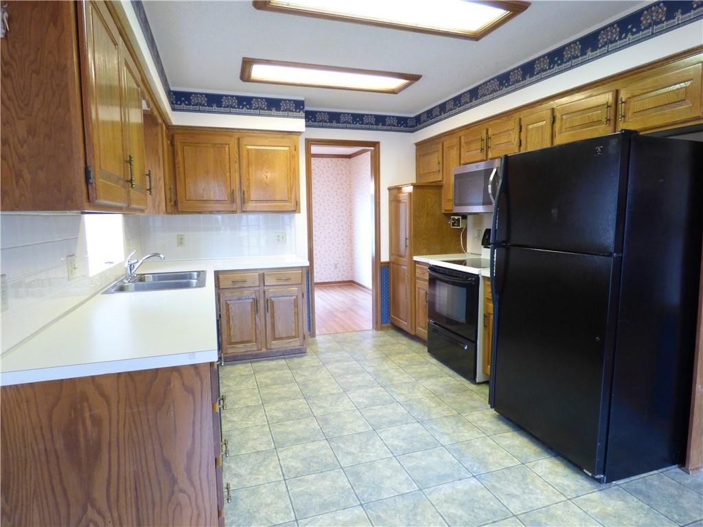 306 NE Stanton Lane — photo 3
