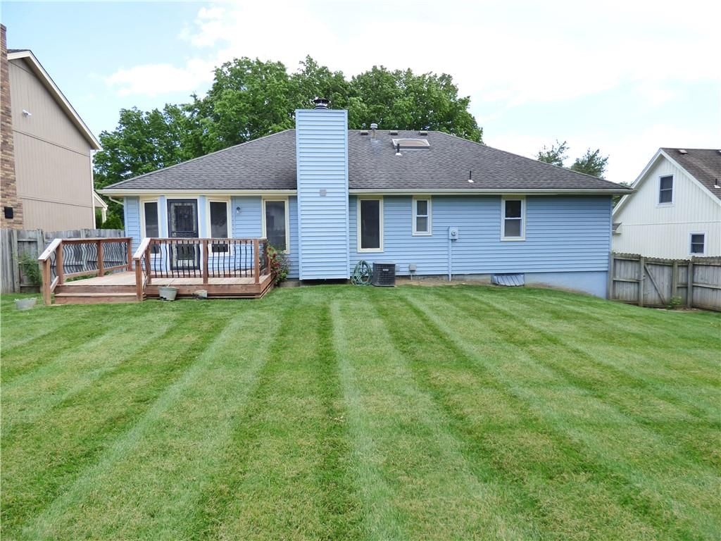 306 NE Stanton Lane — photo 24