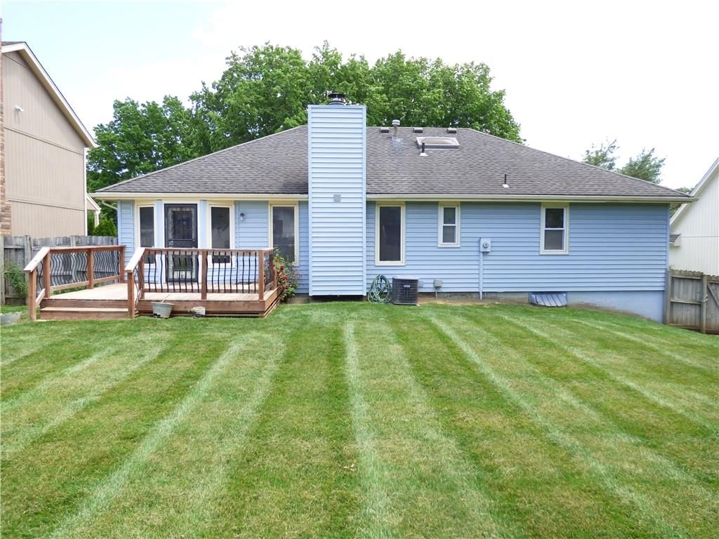 306 NE Stanton Lane — photo 25