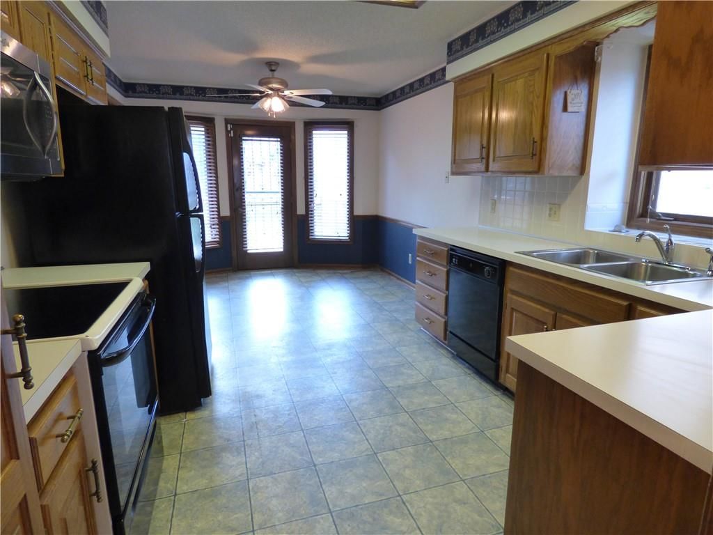 306 NE Stanton Lane — photo 4