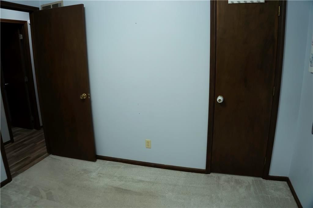 1015 S Elm Street — photo 20