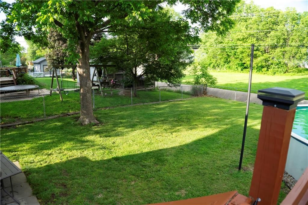 1015 S Elm Street — photo 34