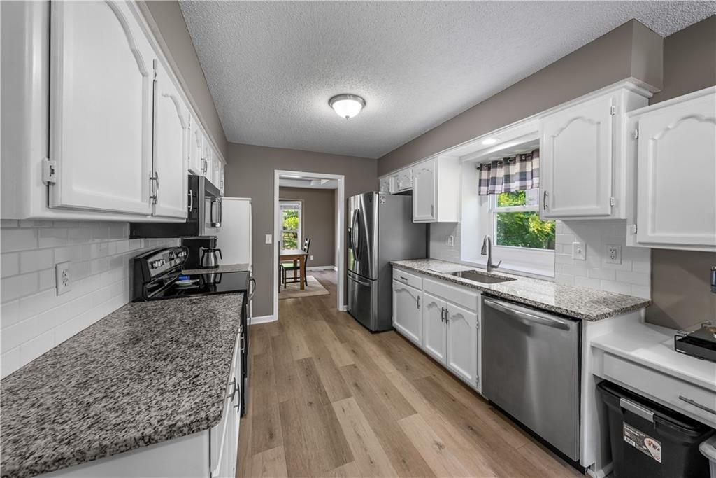 1728 SE 7Th Terrace — photo 9
