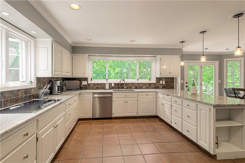 601 NW 41st Street — photo 14