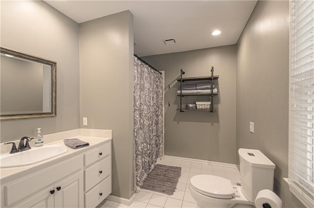 601 NW 41st Street — photo 36