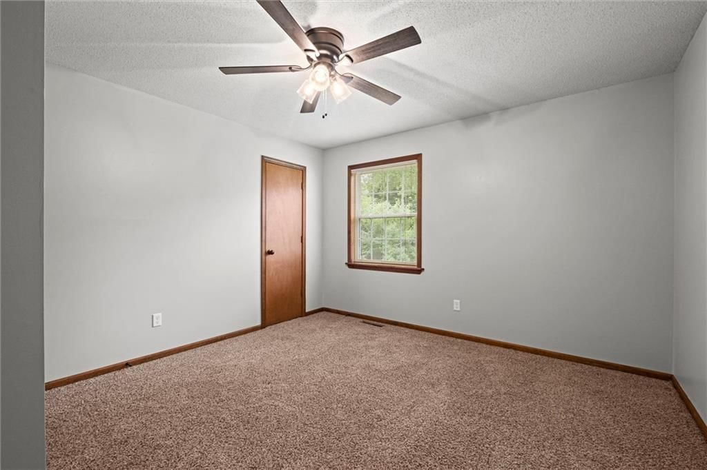 1830 S WHITNEY Drive — photo 16