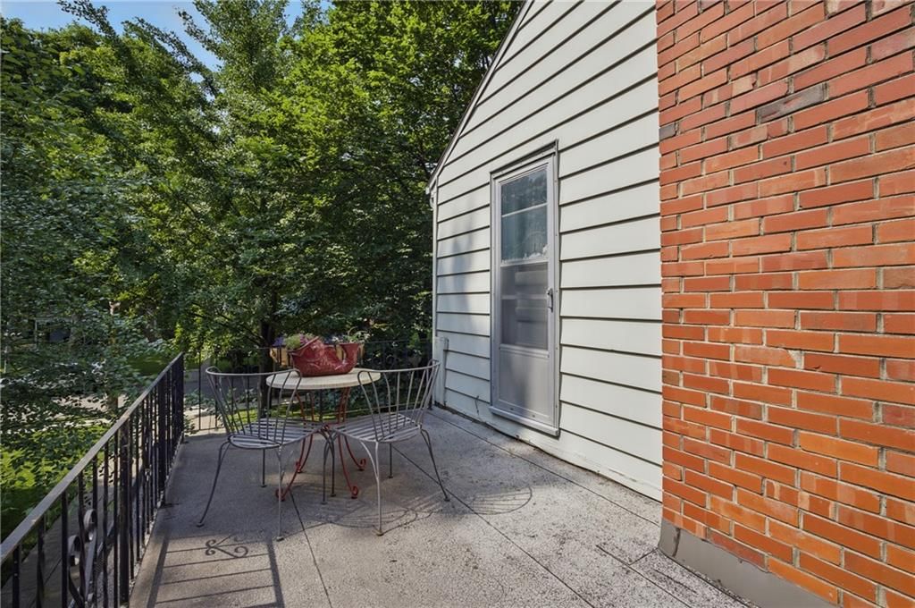 440 E 74th Terrace — photo 27
