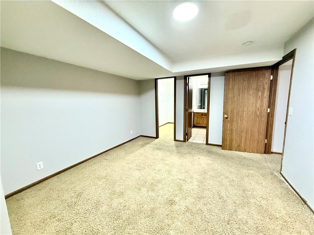 11909 E 85th Street — photo 30