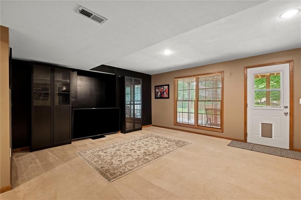 7614 NW 74th Street — photo 24