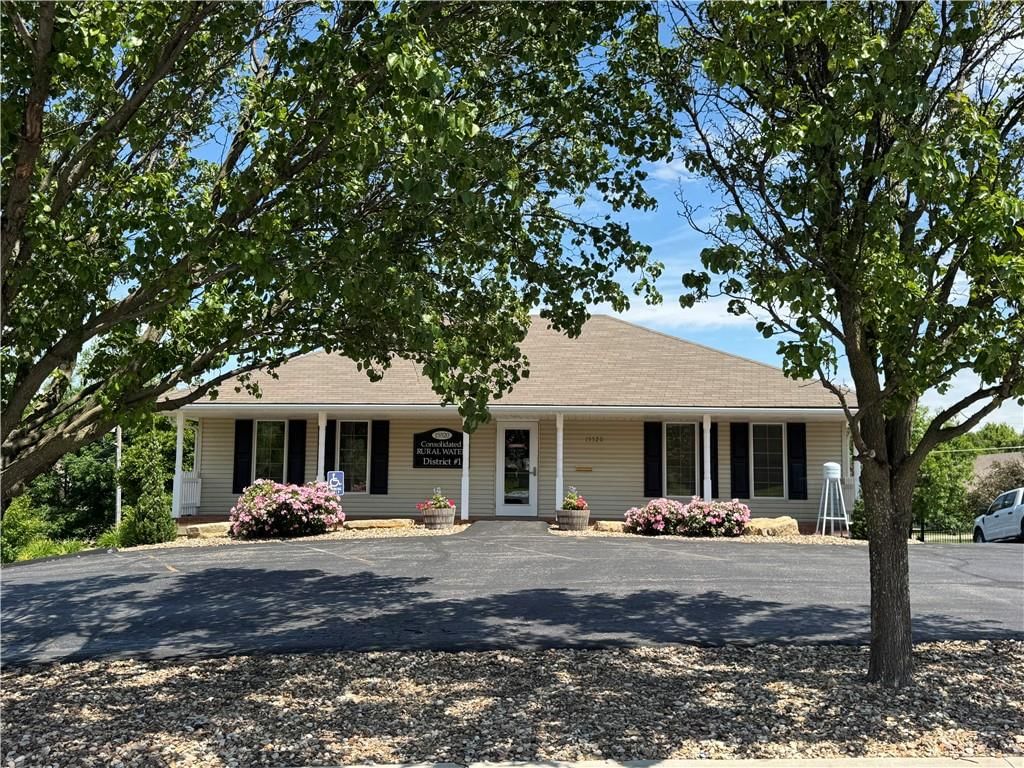 15520 Crestwood Drive — photo 27