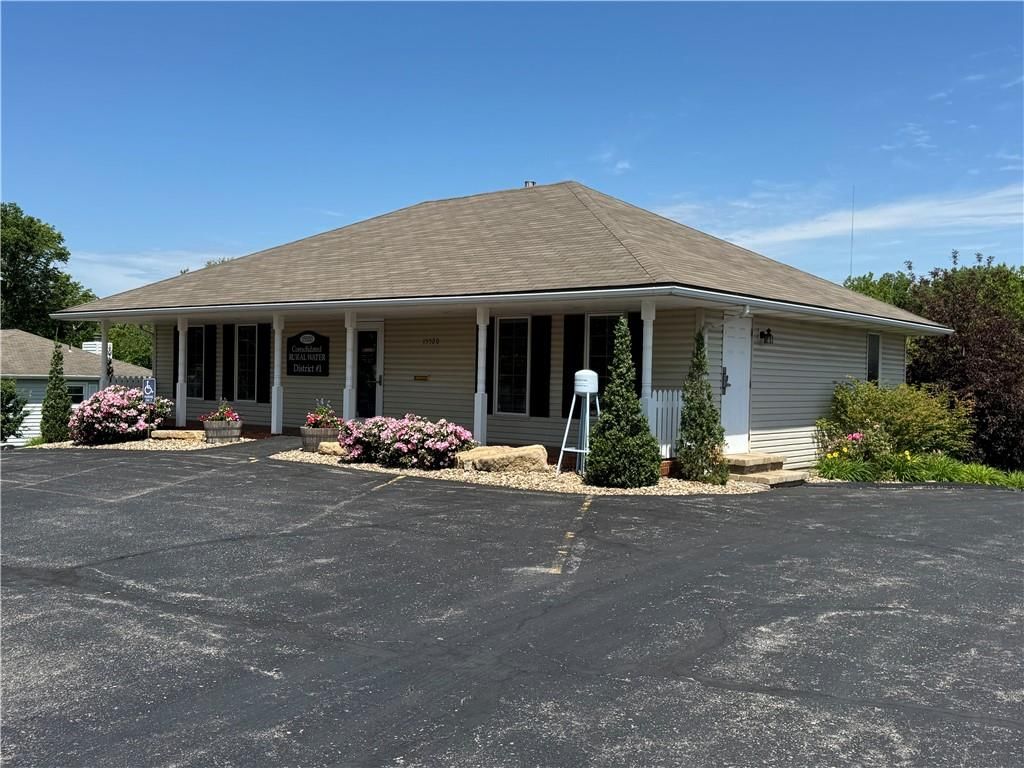 15520 Crestwood Drive — photo 28