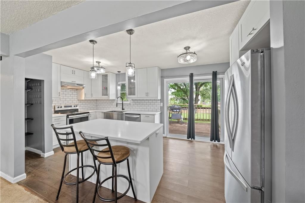 17509 MONTGALL Drive — photo 9