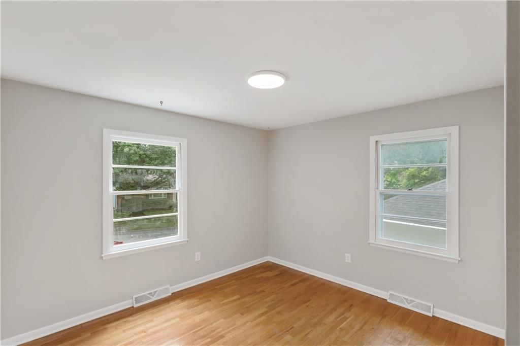 313 Johnson Drive — photo 12