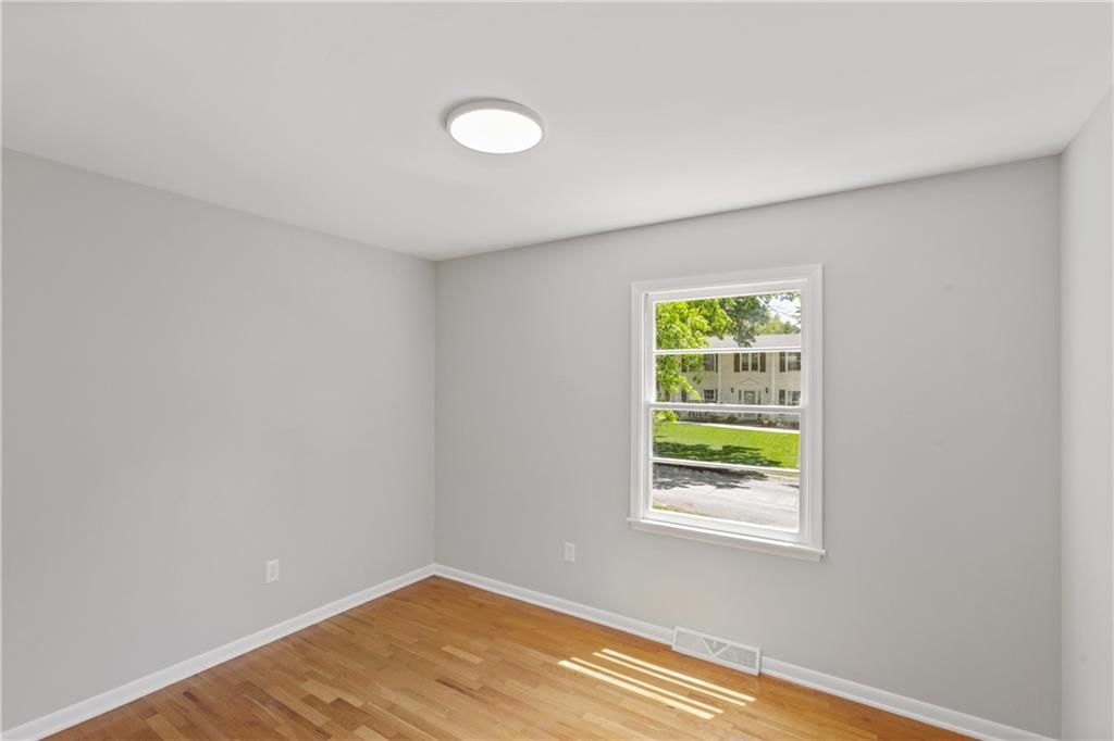 313 Johnson Drive — photo 16