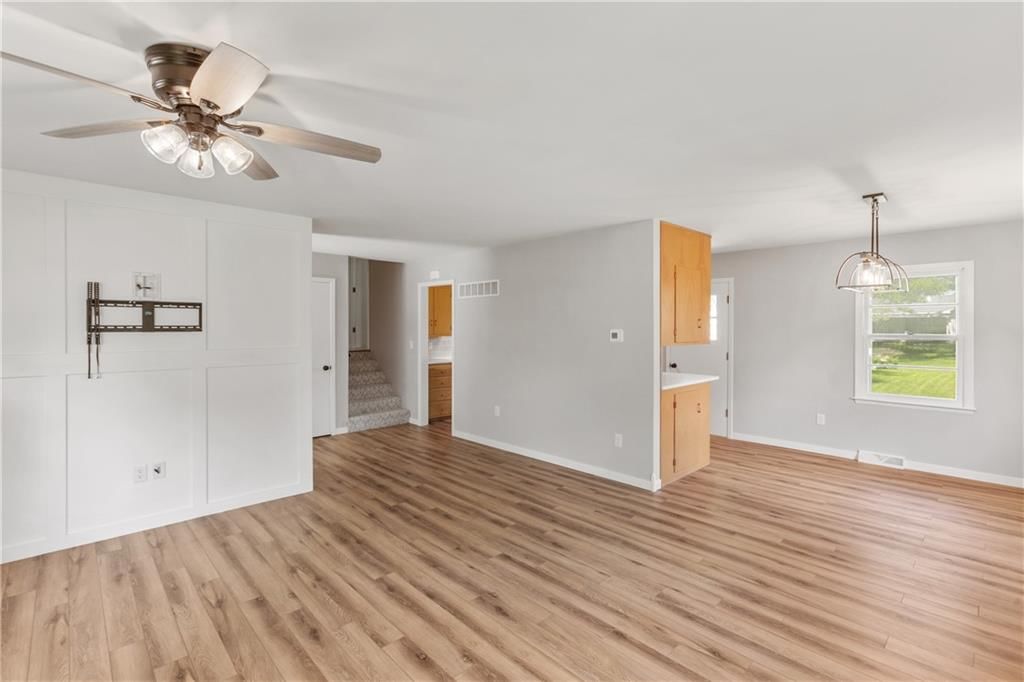 313 Johnson Drive — photo 4