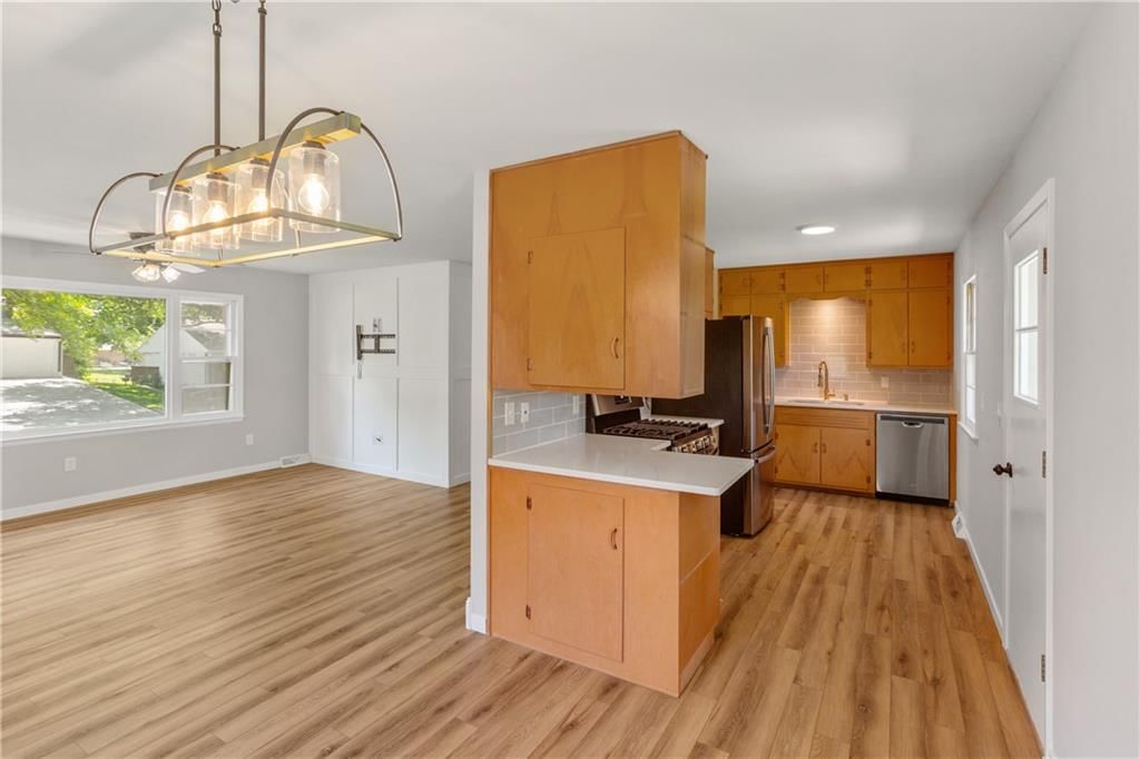 313 Johnson Drive — photo 5