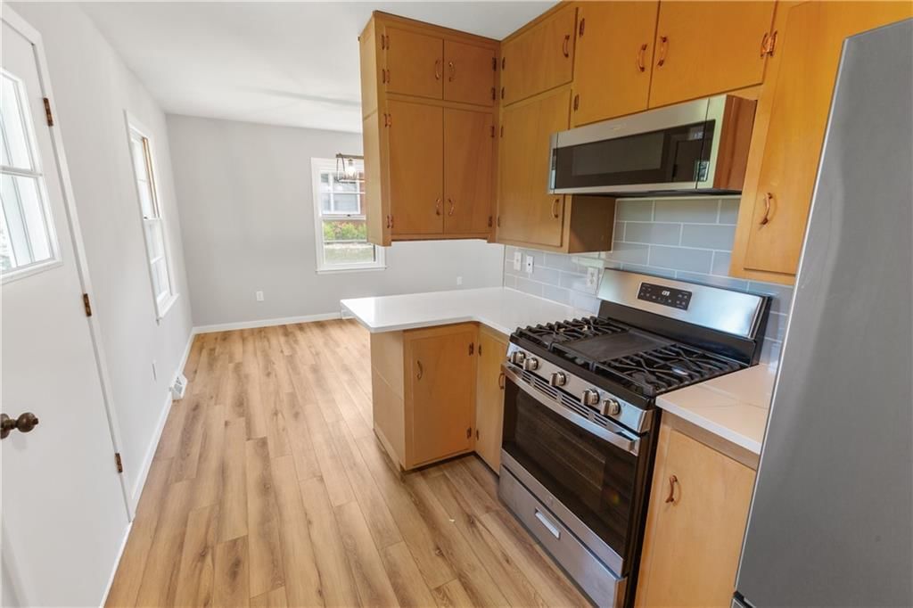 313 Johnson Drive — photo 8